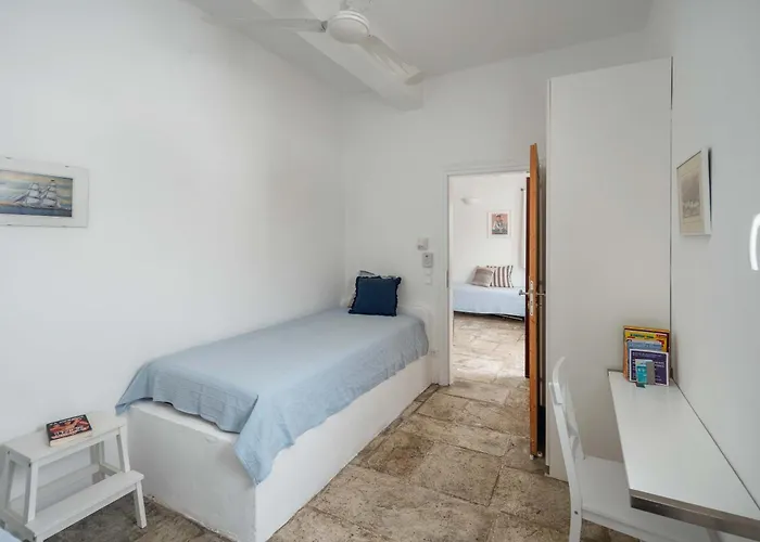 House Avlomonas * Λιβάδι